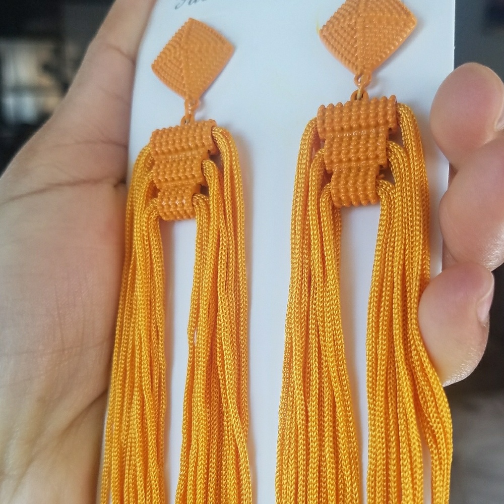 Orange long tassel earring - Picture 2 of 3